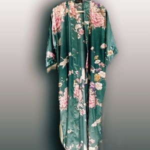 Old Shanghai Robe - Jade w birds chrysanthemums M